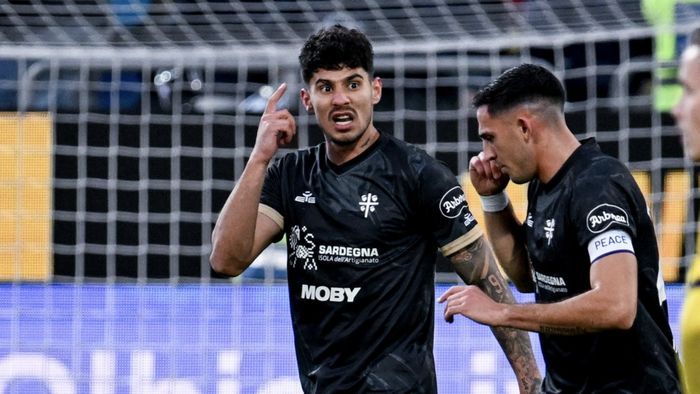 „Ierarhiile s-au schimbat, concurența e alta”. Veste proastă pentru Florinel Coman la Cagliari, chiar înainte de meciul cu Juventus Torino