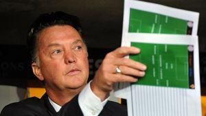 Van Gaal: "În meciurile cu CFR și Basel pornim ca favoriți, iar acest lucru este un handicap în Champions League!"