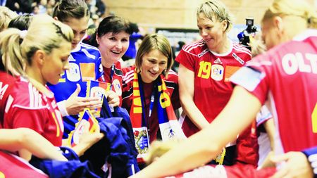 Străinii nu rezistă la Oltchim