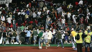 400 de rapidiști în 'Groapă'! **'Dacă e viața cuiva în pericol,oprim meciul'