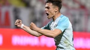 „Sergio Aguero” de la FCSB a dat lovitura în derby-ul cu Dinamo! Gol, pasă de gol și un anunț: „Nu am prietenă!” Cristi Dumitru vorbește deja despre finala Cupei