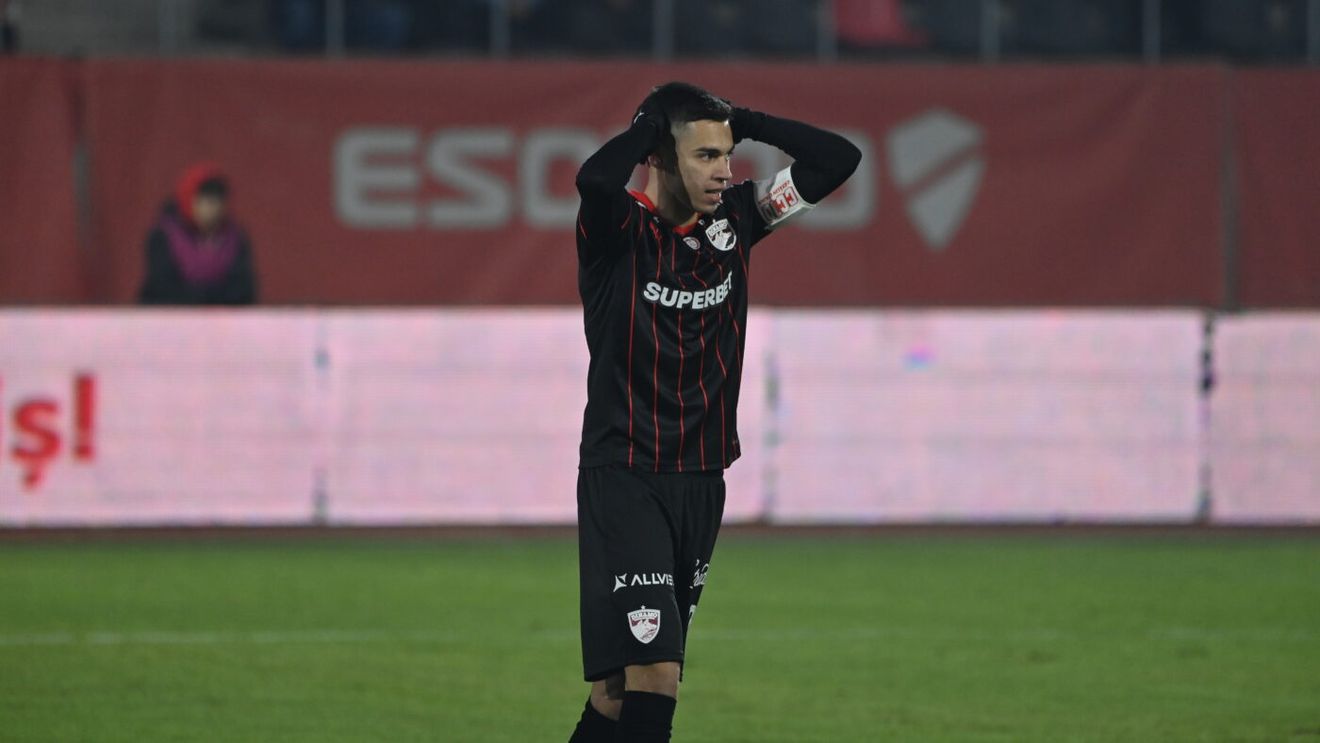 Cătălin Cîrjan se întoarce de la națională și se operează: dublă intervenție pentru căpitanul lui Dinamo. Cât de repede revine la antrenamente?