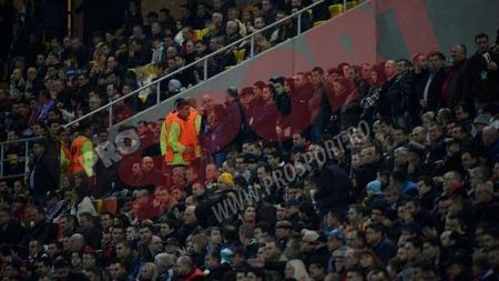 A rămas impresionat de fani și de echipă:** "Îmi pare rău că Primăria nu a făcut un stadion mai mare! Cele 55.000 de locuri nu sunt suficiente pentru suporterii Stelei"