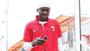 N'Doye a semnat din dragoste