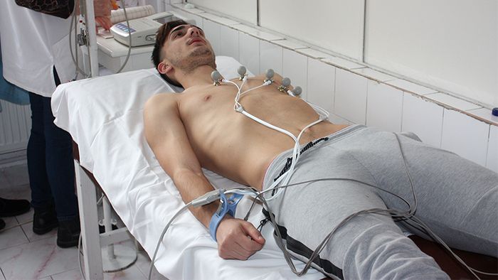 Cu oltenii la doctor. Bancu: "Acum sunt apt și gata să-mi recâștig locul în echipă". CS U Craiova  pleacă vineri în Malta, iar sâmbătă dispută primul amical