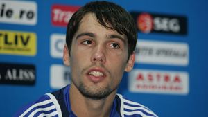 Pițurcă crede că transferul lui Găman la Vitesse e aproape gata:** "Dacă a făcut vizita medicală, atunci va și semna"