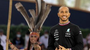 Lewis Hamilton, decizie radicală înaintea noului sezon din Formula 1! Fostul campion mondial, gata să-și schimbe numele: „Puțini știu asta!”