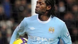 Mourinho l-ar vrea pe Adebayor: "Cred că nu există șanse să-l transferăm"