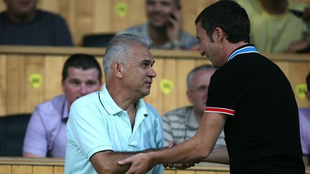 Iordănescu își trage fiul de urechi:** "Trebuie să învețe și lecția umilinței, trebuia să rămână!" "Generalul" îl provoacă pe MM: "Să arate acum că 4-3-3 e mai bun"