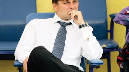 Uhrin: „Mizăm pe atac"