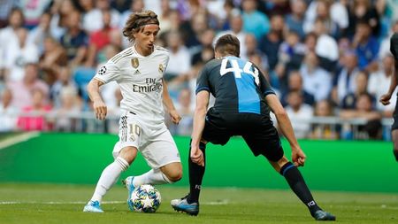 Real Madrid - Club Brugge 2-2. "Galacticii" au revenit de la 0-2, dar suporterii și-au ieșit din minți