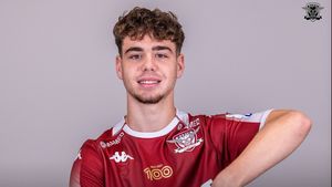 Andrei Borza, prezentat oficial în Giulești! Vedeta a uitat-o pe Farul și a făcut o declarație controversată înainte de debutul la Rapid: „A venit momentul să fac pasul către o echipă de tradiție!”