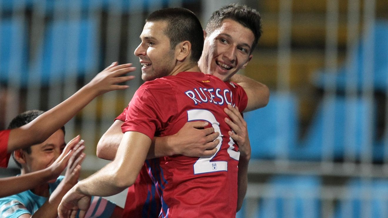 HAOSUL de la Steaua continuă!** Scene incredibile la faza penalty-ului: "Lasă-i, bă, p-ăștia să bată ei!" Mihai Costea l-a înjurat pe Iordănescu și a fost schimbat la pauză
