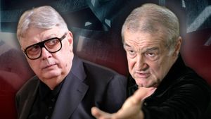 FCSB a fost la un pas de colaps! Gino Iorgulescu, dezvăluiri tari despre Gigi Becali: „A adus bani de acasă, altfel poate dispărea Steaua!”. Ce relație are cu patronul campioanei. EXCLUSIV