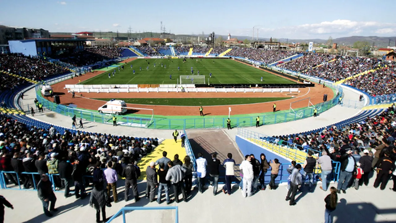 Pandurii-Steaua, meciul de inaugurare a nocturnei stadionului din Severin