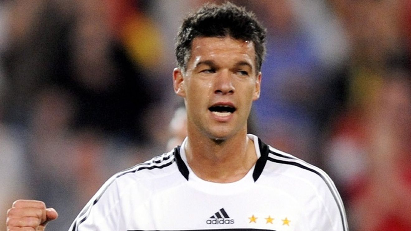 Michael Ballack:** "Nu este nicio problemă că jucăm contra Rusiei pe gazon artificial!"
