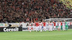 Se cere excluderea lui Dinamo din Liga1? "A treia oară să-i dea afară". Acțiunile fanilor pot avea urmări grave asupra echipei