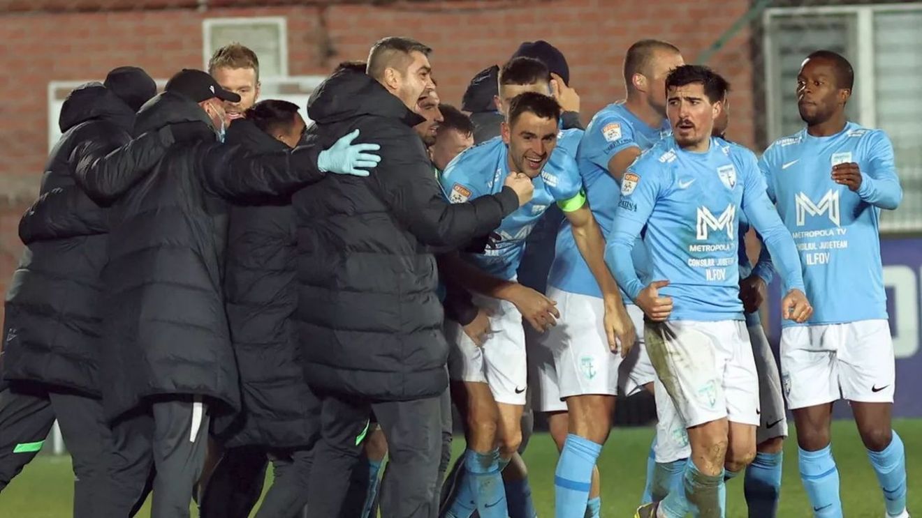 Scandal la clubul finului lui Gigi Becali! „Fiului meu nu i s-a dat nicio șansă! Are salariu de o mie de lei pe lună și nu l-au lăsat să plece la CSA Steaua”