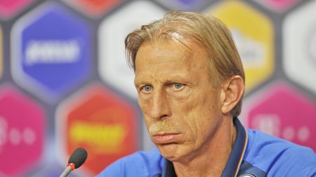 Concluziile selecționerului după ce a văzut înfrângerea lui Dinamo de pe stadion: "Ar fi putut Ioan Andone să înscrie? Nu, nu se poate". Ce a declarat despre prestația lui Filip