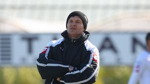 "Avem mare nevoie de Contra la echipă"