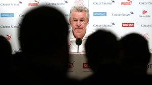 Hitzfeld și-a anunțat retragerea din activitate. Cariera fenomenală a antrenorului care a dus Elveția în optimile CM