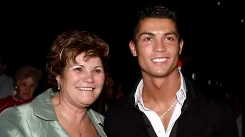 Mama lui Cristiano Ronaldo, reținută pe aeroportul Barajas deoarece avea 55.000 de euro în bagaj