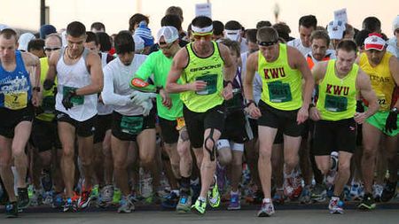 A câștigat un maraton după 3 ore de alergat, dar i-a fost retras titlul pentru un motiv penibil!** RĂ‚ZBUNAREA anunțată de un tânăr american