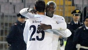 Cisse se întoarce în Premier League!** Lazio se bucură că a scăpat de el! Cine l-a transferat și cât a costat francezul