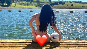 Raquel Benetti lansează o nouă provocare! Muza freestylerilor face ravagii pe internet cu ultima sa postare | VIDEO & GALERIE FOTO