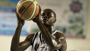 LeVar Seals va continua la CS Otopeni