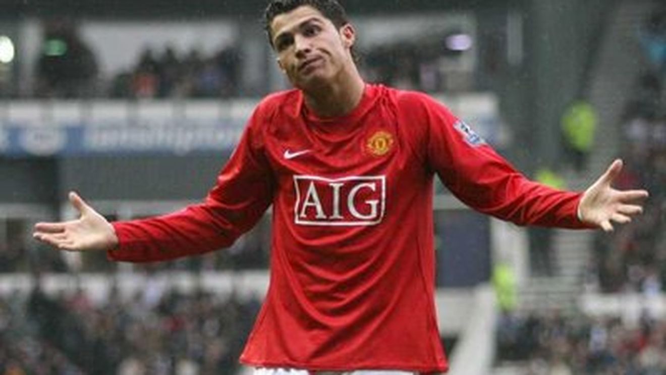 Ronaldo, elogiat de presa engleză