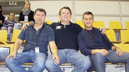 Arbitrăm Mondialul!** Nu doar elevii lui Vasile Stângă vor lua parte la turneul final din Suedia