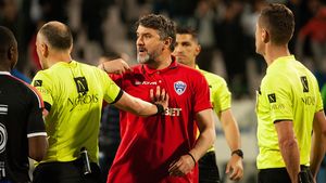 Adrian Mihalcea s-a despărțit de Gloria Buzău și a semnat cu o echipă pe care a mai antrenat-o de alte două ori. ”Primul obiectiv, play-off-ul”