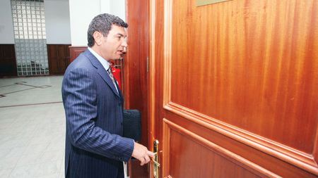 Borcea, printre inculpații din cauzele disjunse!** Cum poate fi înfundat acționarul "câinilor"