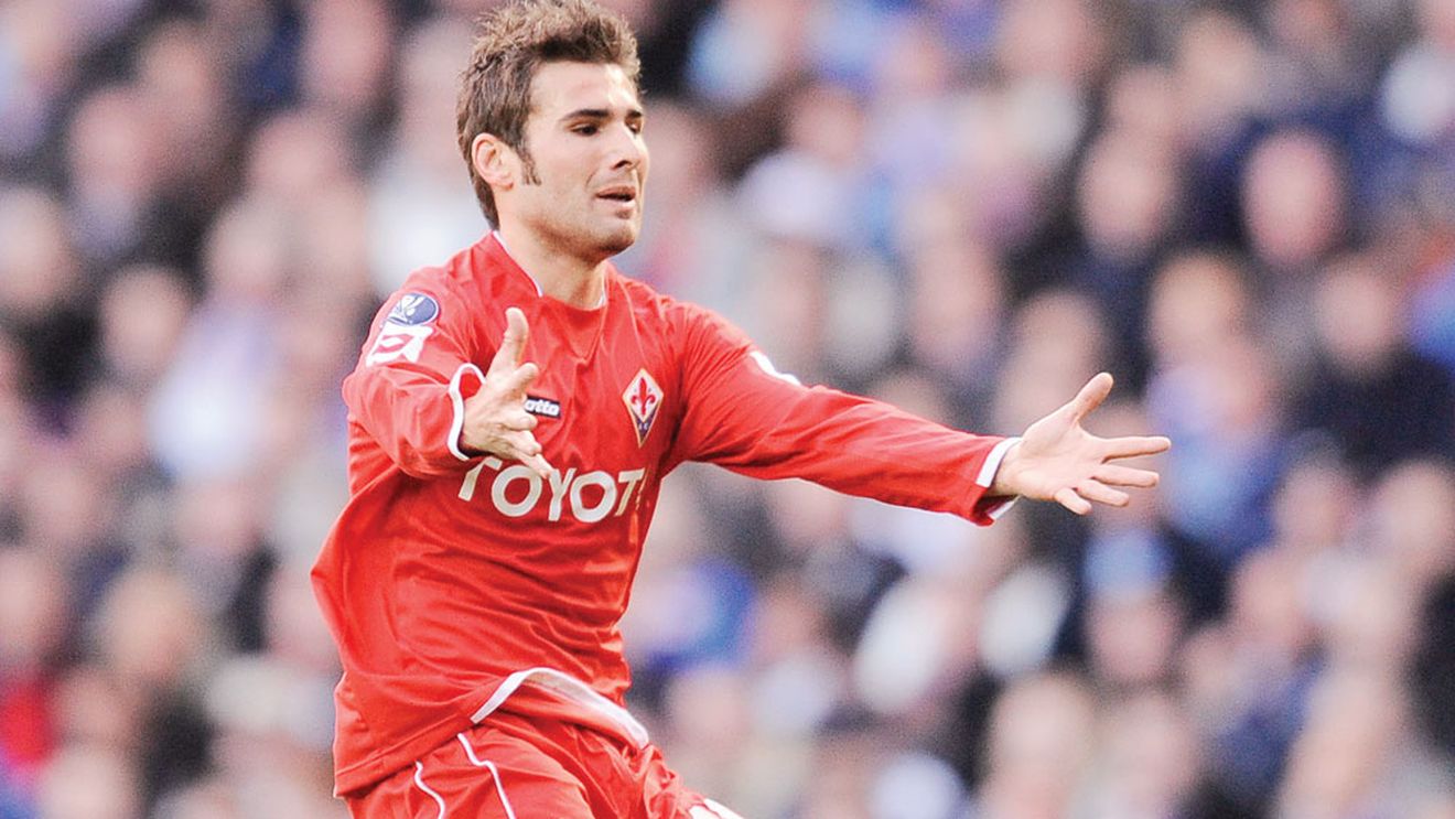 Fiorentina joacă "alba-neagra" cu Mutu