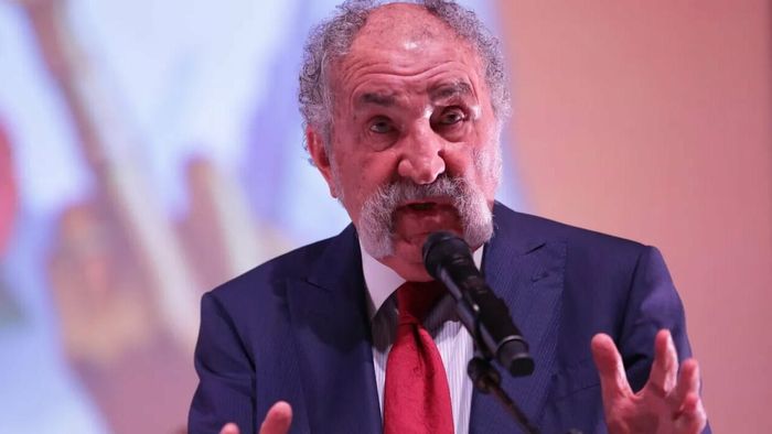 Ion Țiriac s-a trezit cu Ordinul Muncii clasa întâi tăiat de Președintele României: „Aș fi meritat și eu o pensie, am fost milițian 20 de ani”
