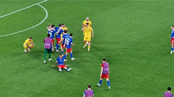 Radu Drăgușin și-a pierdut cumpătul și a făcut prăpăd pe teren, după România – Liechtenstein 0-0! Ce a făcut pe gazon, imediat după ce arbitrul a fluierat finalul: colegii l-au calmat foarte greu