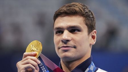 Campionul olimpic din Rusia și-a anunțat retragerea. E sergent în poliția de la Moscova și a susținut războiul din Ucraina