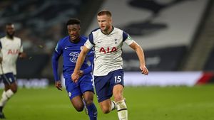 Moment comic în Anglia: Eric Dier a fugit de pe teren în timpul meciului ca să meargă la toaletă! Jose Mourinho, reacție fabuloasă: „Problema a fost că nu era vorba doar de pipi”