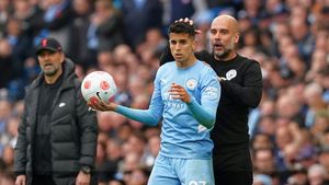 Pep Guardiola a dezvăluit ce le-a spus jucătorilor lui Manchester City, după remiza cu Liverpool: „Suntem foarte mândri!”