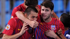 Îl vrea înapoi, dar refuză să îl plătească!** Situație ingrată în care se află un stelist. Gigi Becali: "Să meargă la Pițurcă să îi dea banii"