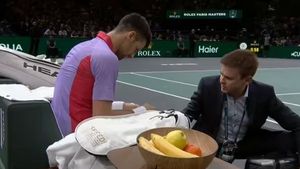 Scandal uriaș în tenis! O jucătoare din România a răbufnit după acuzațiile că Novak Djokovic se preface accidentat la Paris: „Am o întrebare pentru voi toți"