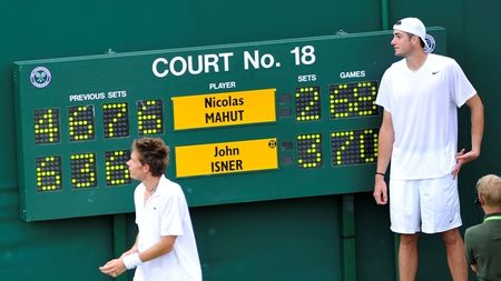Isner l-a învins pe Mahut, după cel mai lung meci din istorie: 70-68 în decisiv! "Am jucat cel mai mare meci din toate timpurile!"