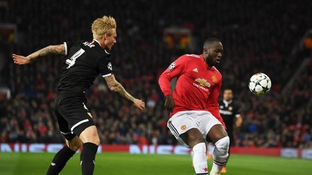 Liga Campionilor | Manchester United - Sevilla 1-2 și Roma - Șahtior 1-0. Ben Yedder a tras cortina pe "Teatrul viselor". Italienii au întors soarta calificării, grație lui Dzeko