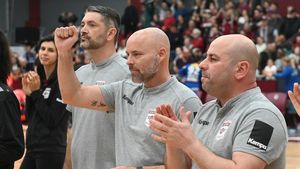 Despărțire neașteptată în Liga Florilor: Kim Rasmussen și Rapid au încheiat colaborarea. Cine e noul antrenor al giuleștencelor