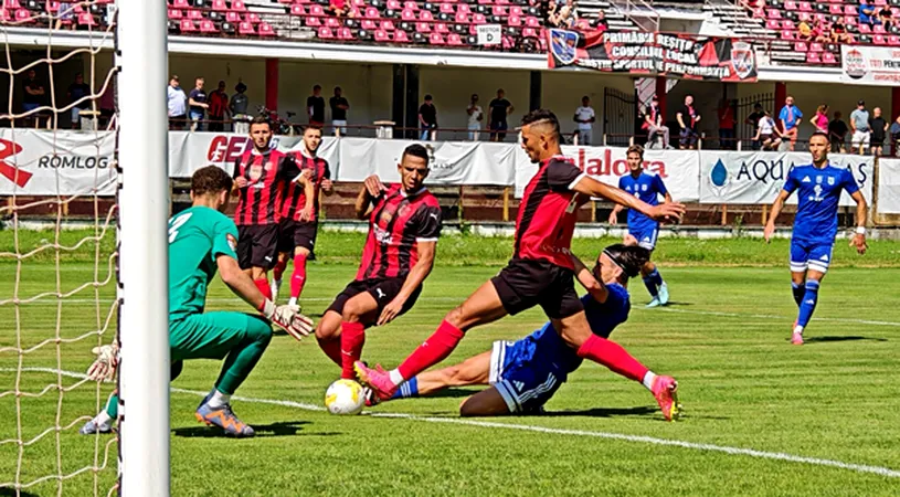 Victorie chinuită a ACSM Reșița în startul sezonului de Liga 2. Flavius Stoican: ”Succes muncit, mai trebuie să îmbunătățim.” A titularizat un portat abia achiziționat contra CSM Olimpia și a mai adus un mijlocaș