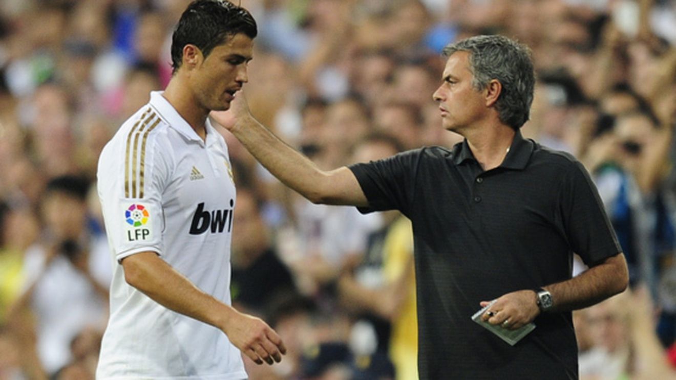 De aici a pornit TOTUL!** "Ronaldo s-a simțit umilit de Mourinho în fața vestiarului" Vorbele care au produs ruptura dintre CR7 și Real