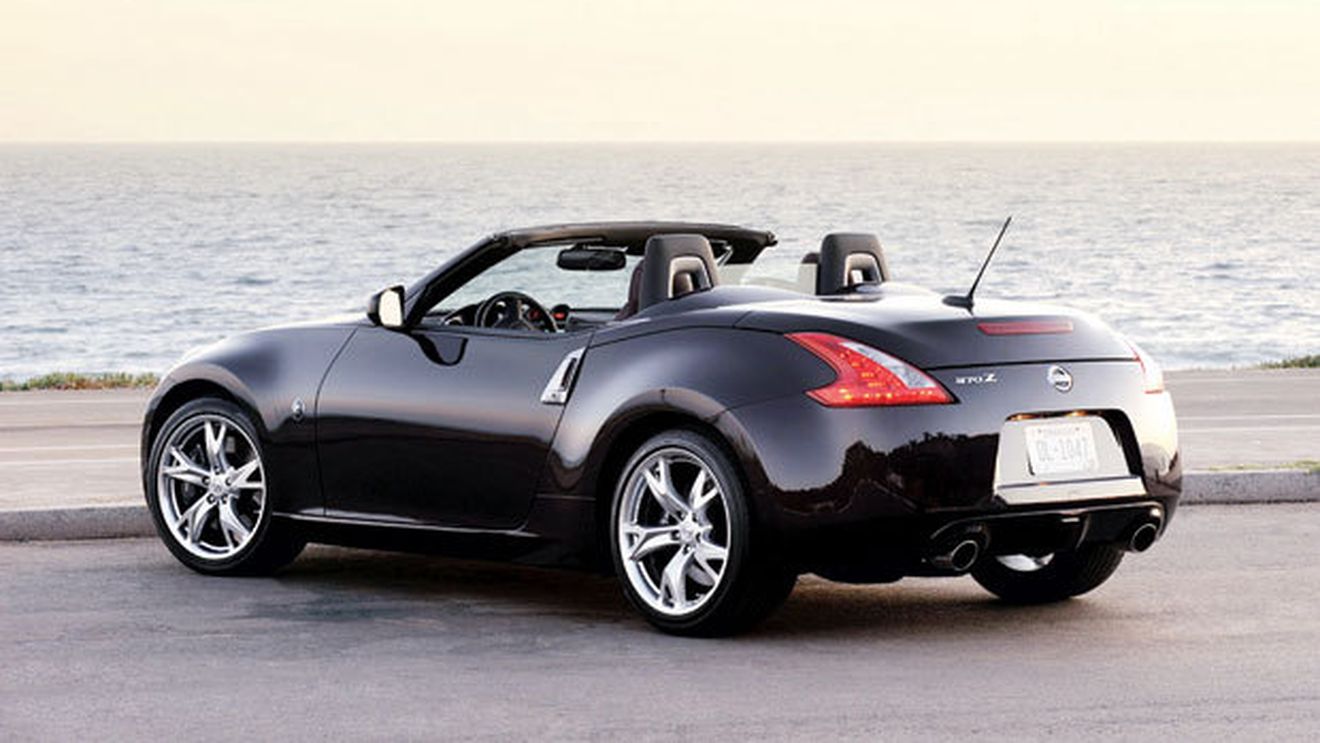 Vara asta se poartă Z!** Roadster-ul, puțin mai greu decât Coupe-ul