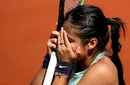 Emma Răducanu, ieșire tristă din scenă la Roland Garros! Sportiva de origine română a fost eliminată prematur deși a câștigat primul set | VIDEO