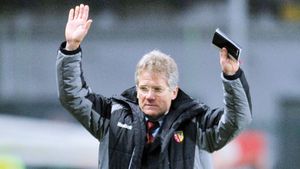 Boloni, victorie după șapte etape! Dan Petrescu, primele puncte în Rusia